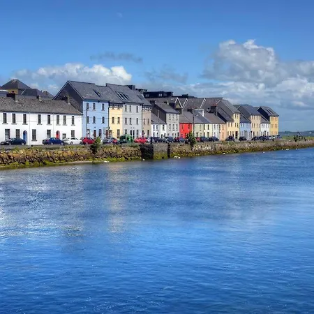 アパート Center-3 Min Walk To Town Square *