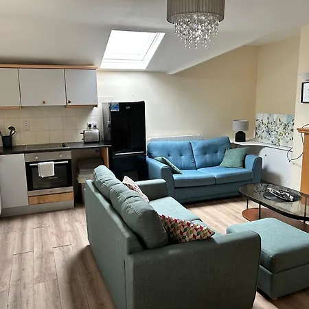 Center-3 Min Walk To Town Square * Galway